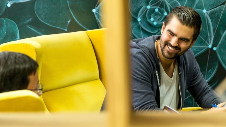 Humbol 5 yksinkertaista vaihetta miten uudistat one-to-one-keskustelut organisaatiossa